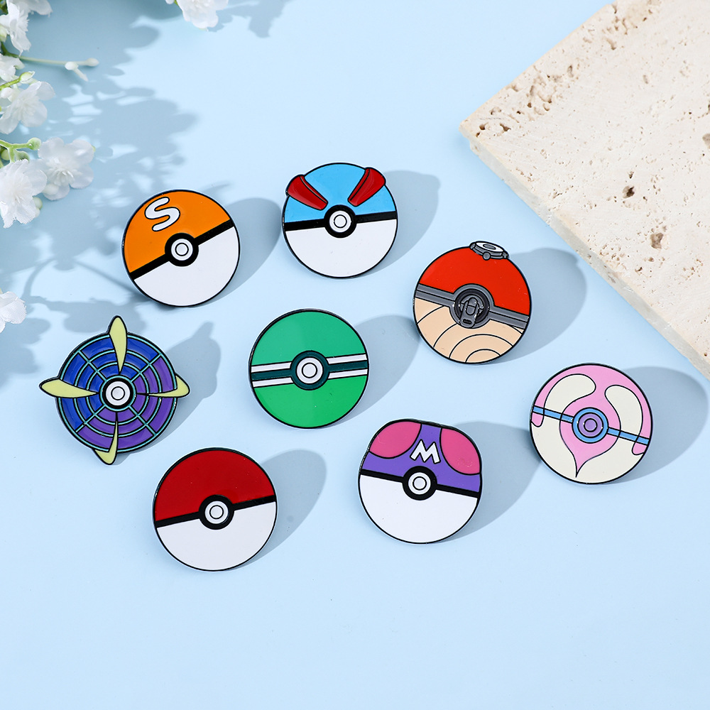 Anime Ball Cartoon Enamel Pins – Pokeball Cosplay Prop recenzja i cena