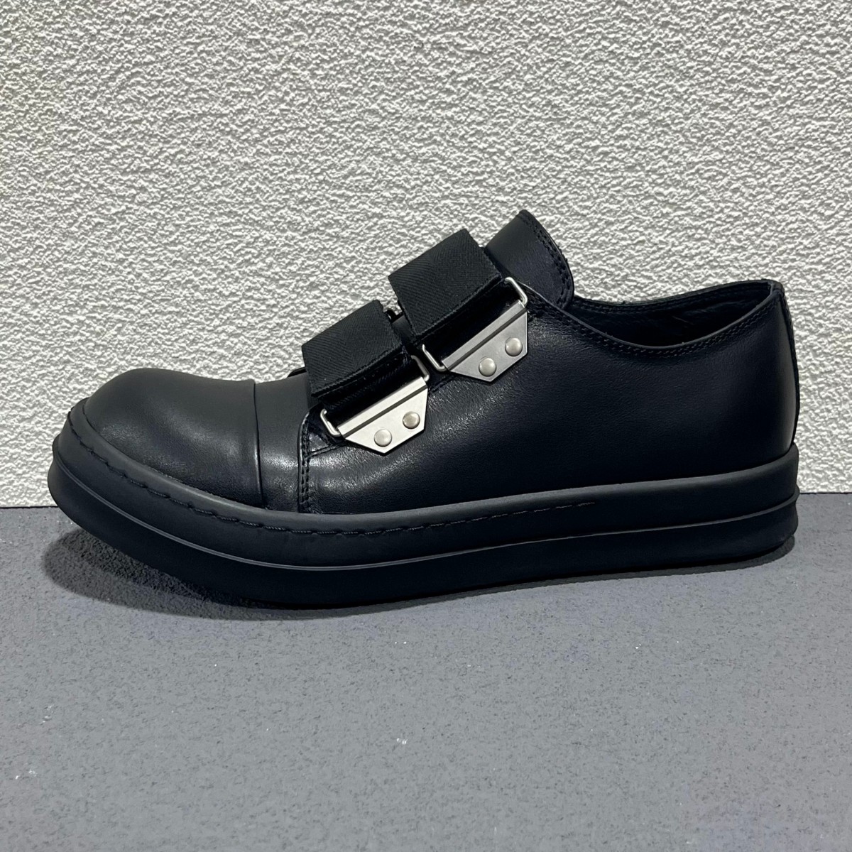 26SS New Ro Luxury Low Top Sne – Velcro Hook Loop recenzja i cena